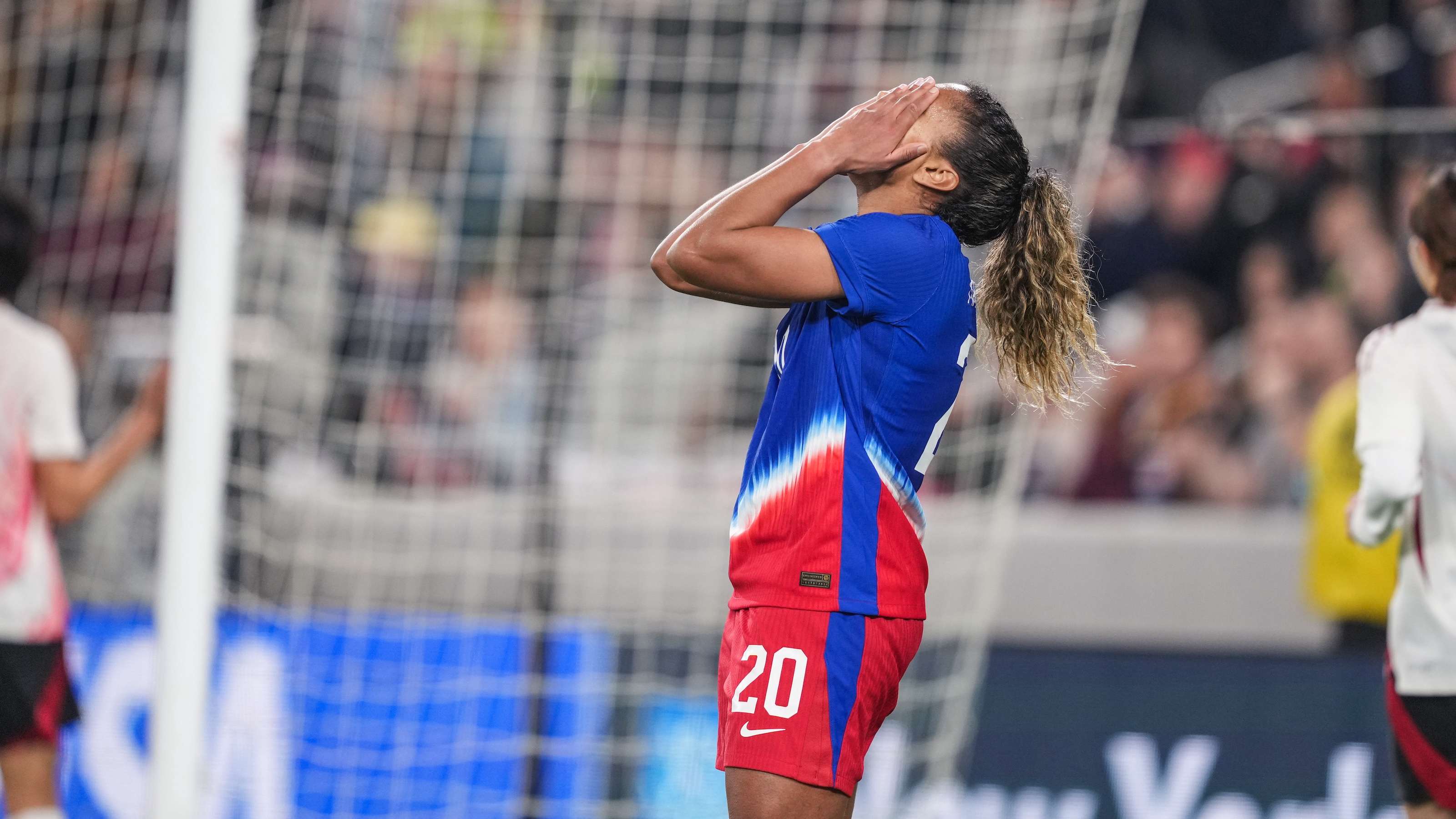 而加盟武漢 而加盟武漢